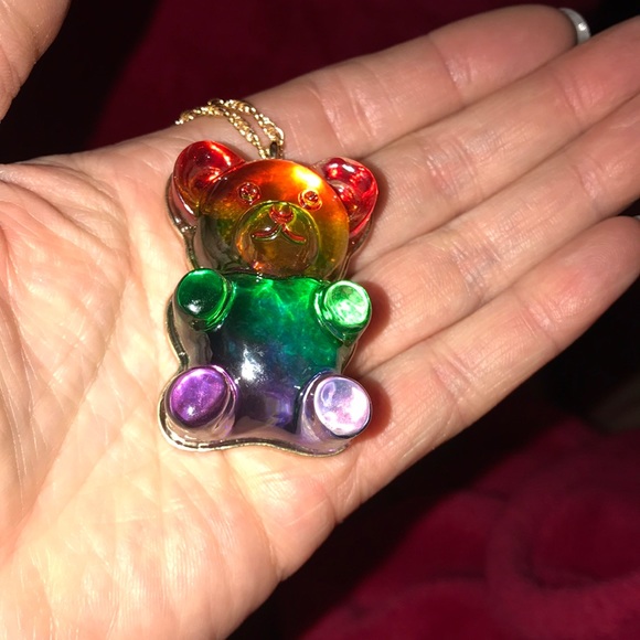 Betsey Johnson gummy bear necklace - Picture 4 of 15